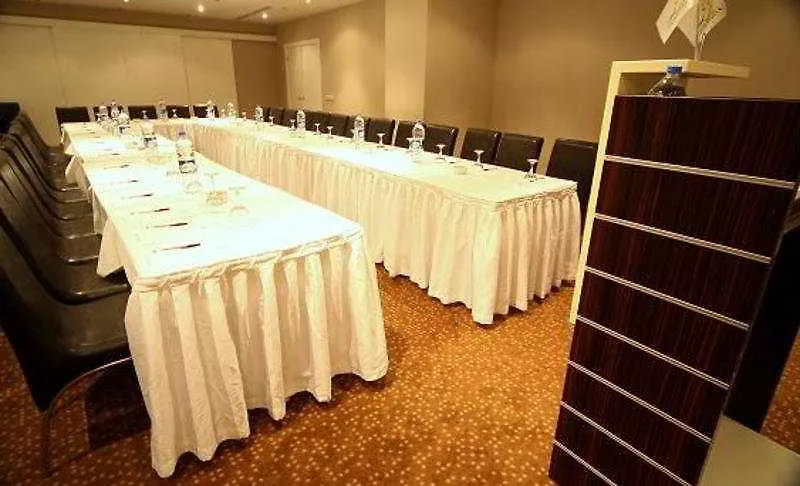 ホテル Golden Hill Otel イスタンブール
